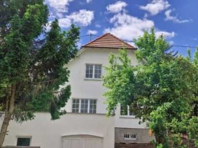 Rarität in Wiesbaden Sonnenberg, freistehendes Einfamilienhaus mit Terrasse und Garten!