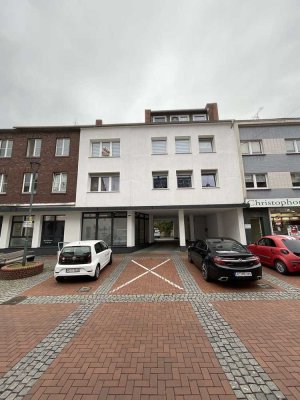 Schöne 4-Zimmer-OG Wohnung im Zentrum von Übach-Palenberg.