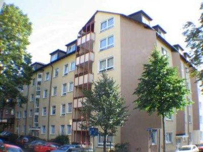 WBS erforderlich--moderne Wohnung  -- ideale Verkehrsanbindungen-- ruhiger Balkon--