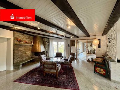 Familienfreundliche Wohnung mit großem Garten und Pool