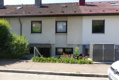 Gepflegtes 5-Zimmer-Reihenhaus mit Einbauküche in Donauwörth, Parkstadt