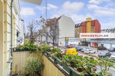 IMMOBERLIN.DE - Sehr charmante Altbauwohnung mit Südbalkon & Lift in Toplage