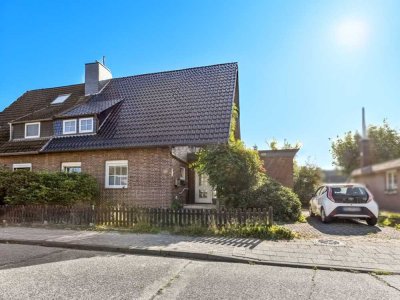 Doppelhaushälfte mit viel Potenzial auf großzügigen Grundstück in Lüssum-Bockhorn