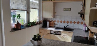 Lichdurchflutete 3,5-Raum-Wohnung mit Balkon und Einbauküche in Balingen-Frommern