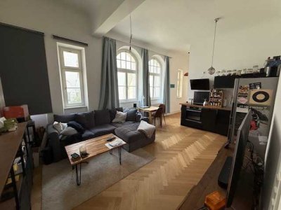 Geschmackvolle, sanierte 1,5-Zimmer-Erdgeschosswohnung mit gehobener Innenausstattung in Nürnberg