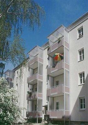 Bezugsfertige Wohnung für Rentner*innen, Studenten/Azubis