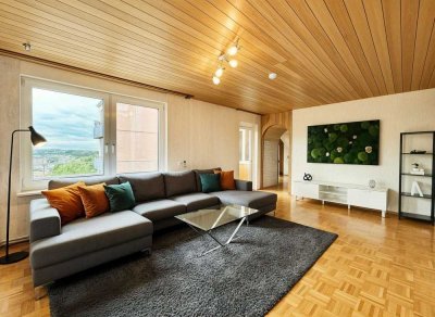 Wohnung mit Traumausblick bis nach Ludwigsburg