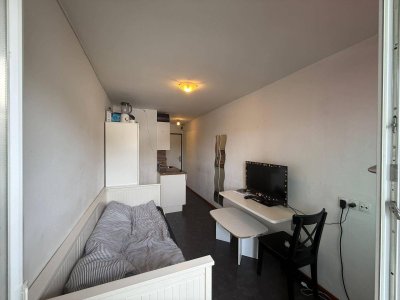 Kleingarconniere für Einzelperson mit Balkon