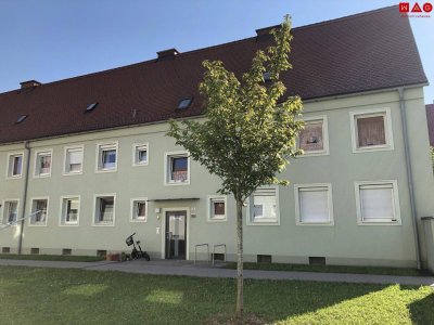 Sonnige Grünlage, ausgewählte Nachbarschaft &amp; Entspannung pur: sanierte 3-Zimmer-Wohnung im obersten Stock eines kleinen Mehrparteienhauses mit moderner Dusche und viel Privatsphäre!