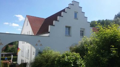 Große 2,5  Zi-Galerie-Wohnung in Stockach, Kochecke ohne EBK, DG