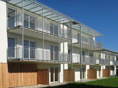 Lichtdurchflutete - 3-Zimmer-Wohnung im 2. Obergeschoss mit großem Balkon - geförderte Miete ODER geförderte Miete mit Kaufoption - 3 Zimmer