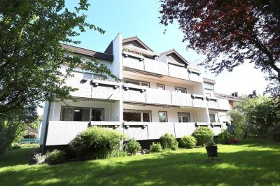 Einziehen und Wohlfühlen: Sehr gepflegte 2- bis 3-Zimmer-Wohnung mit Balkon in ruhiger Lage