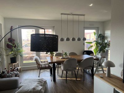 Attraktive 4-Zimmer Erdgeschosswohnung mit Terrasse in neuwertigem Zustand
