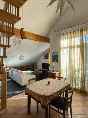 Attraktive 4,5-Zimmer-Dachgeschosswohnung mit Galerie in ruhiger Lage in Linkenheim-Hochstetten