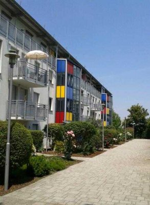 Schöne 2-Zimmer-Wohnung mit eingebauter Küchenzeile im Regensburger Westen