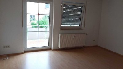 640 € - 80 m² - 2.0 Zi.