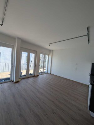1,5 Zi- Wohnung, barrierefrei, 3. OG, Balkon, ab sofort, Erstbezug