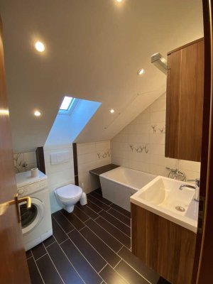 Helle 3-Zimmer Dachgeschosswohnung in Landau-Dammheim