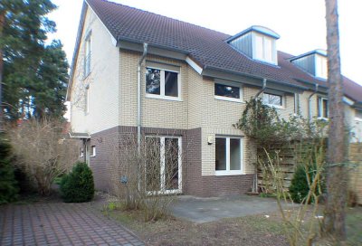 Vermietetes Reihenendhaus in ruhiger Wohnlage in Kleinmachnow