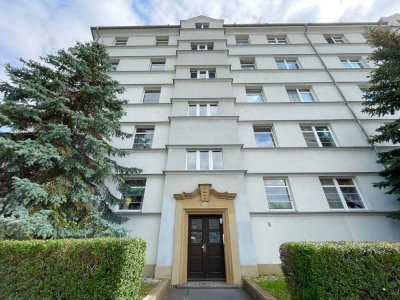 Wohnen mit Charme: 2‑Raum‑Altbau in verkehrsgünstiger Lage