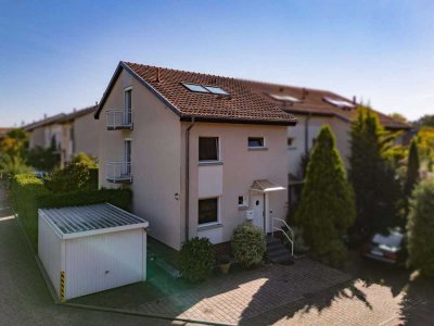 PREISANPASSUNG !!!       Traumhaftes Reihenendhaus in  Groß Glienicke