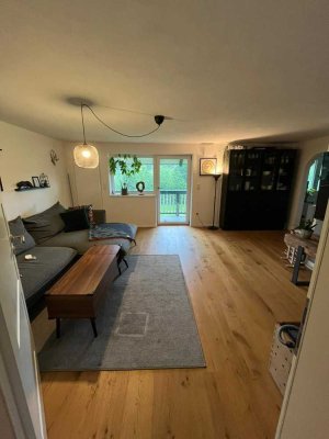 Geschmackvolle 4-Zimmer-Wohnung mit Balkon  in Gmund
