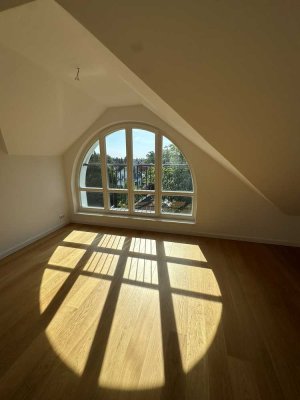 Erstbzg nach San.!Top Energiewert,gesp.Wände,gr.Westterrasse,Fussbodenhzg,Parkett,2.WC,hohe Decken