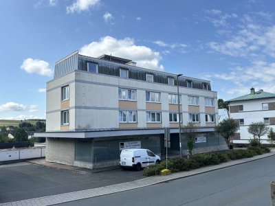 1-Zimmer-Wohnung in Issigau, mit Fahrstuhl und Einbauküche