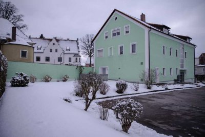 Attraktive 4-Zimmer-Dachgeschosswohnung im Herzen von Vohenstrauß *provisionsfrei*