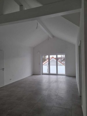 ***NEUBAU: Traumhafte 4-Zimmer-Penthauswohnung mit 4 Balkonen und lichtdurchflutet***