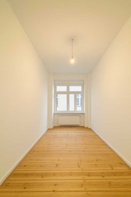 Erstbezug nach Sanierung – Charmante 3-Zimmer-Wohnung im Herzen des Simon-Dach-Kiezes