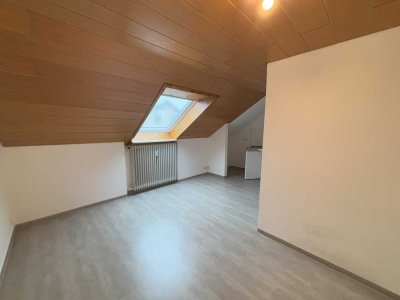 Helle 2-Zi. DG Wohnung in Elchingen/ Thalfingen