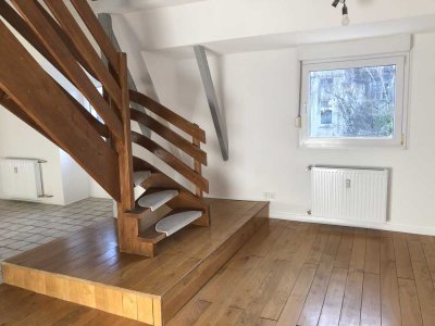 Charmante 3,5 Zimmer-Maisonette-Wohnung am Hafen