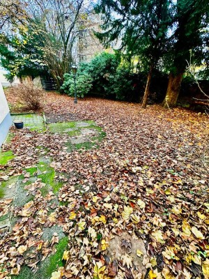 3-Zimmern sehr großem Garten in begehrter Lage Ostend/Bornheim -SANIERT ! MIETERFREI! OHNE PROvISION