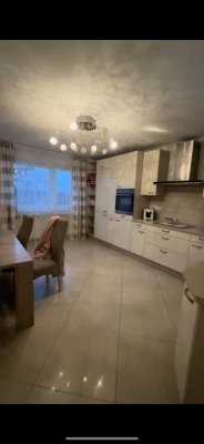 Schöne 3-Zimmer-Wohnung mit Blick auf Kölner Dom Höhenberg