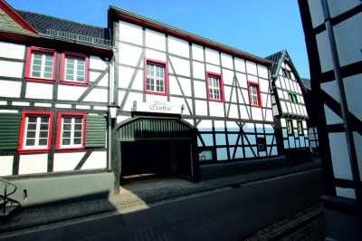 einzigartig wohnen: Loftwohnung in hochwertig saniertem Baudenkmal