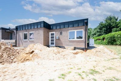 Effizient wohnen – moderner Bungalow mit letzten Ausbauarbeiten in Geilenkirchen!
