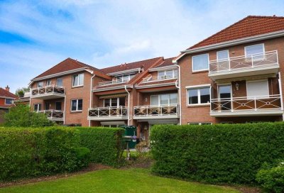 Kapitalanlage vermietete, geräumige und moderne 2-Zimmer-Etagen-Wohnung mit Balkon und Tiefgarage