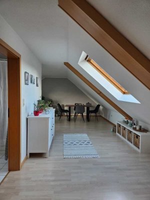 Helle und gemütliche Dachgeschosswohnung in Dortmund-Wambel
