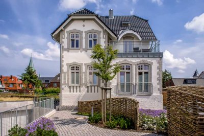 Modernes Dachstudio in einer historischen Bäderstil-Villa in Top-Lage von Westerland