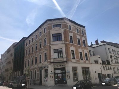 Nachmieter für eine großzügige 2-Raum-Wohnung in der südl. Innenstadt mit Dachterrasse gesucht!