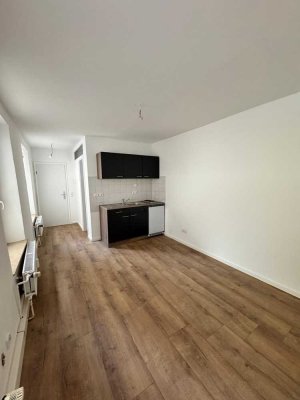 1 - Zimmer Studentenwohnung mit EBK in zentrumsnaher Lage