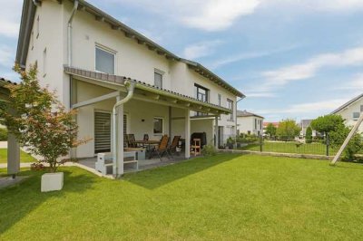 E & Co. - Gepflegte, bezugsfreie Doppelhaushälfte in ruhiger Lage von Altfraunhofen