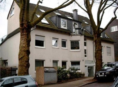 Helle 1-Zimmer Wohnung im 3. OG mit Balkon in Essen