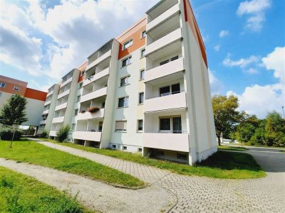 3 Raum Wohnung mit Balkon - Jetzt Osteraktion sichern!