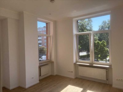 Schönes gut angebundes Appartment, mit Pantryküche in Ludwigshafen Süd