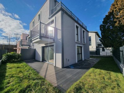 Schlüsselfertige Doppelhaushälfte mit Garten und Dachterrasse – Erstklassige Ausstattung und hochwertige Bauqualität