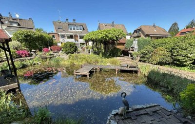 Exklusives Ein-Zweifamilien-Landhaus, 254 m² WFL, 1.196 m² Traumgrundstück, 40764 Langenfeld