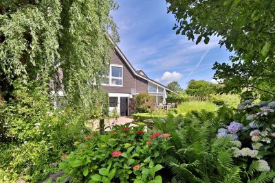 Zwei Häuser, viele Möglichkeiten – großzügiges Immobilienensemble in ruhiger Lage von Neuenkirchen