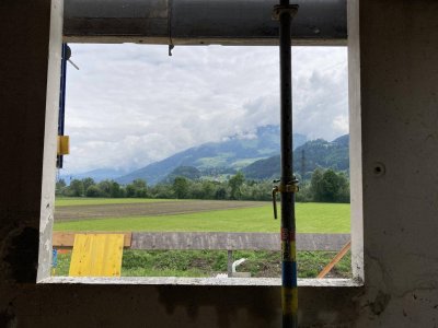 Blick ins Grüne: 3-Zimmer-Wohnung mit Balkon im 1.OG